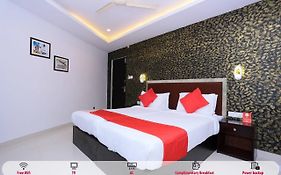 Capital O 61059 Green Life Hotel Kochi India