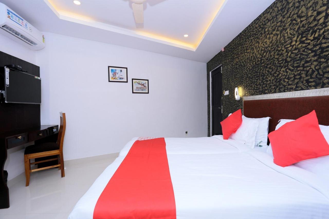 Capital O 61059 Green Life Hotel Kochi Exterior photo